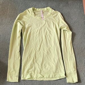 Lululemon swiftly Light Green Long Sleeve Top